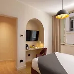 9hotel Cesari 4* Řím