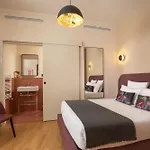 9hotel Cesari
