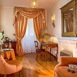 Hotel 9hotel Cesari