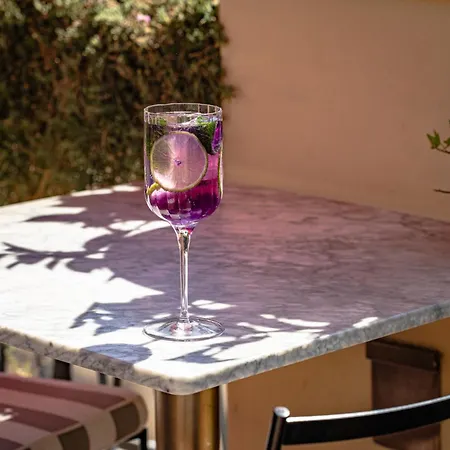 9hotel Cesari Hotell