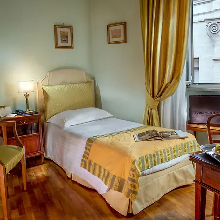Hotell 9hotel Cesari 4*