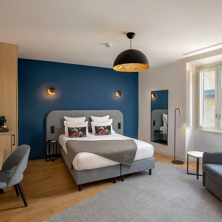 Hotell 9hotel Cesari 4*