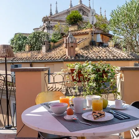9hotel Cesari Hotell 4*