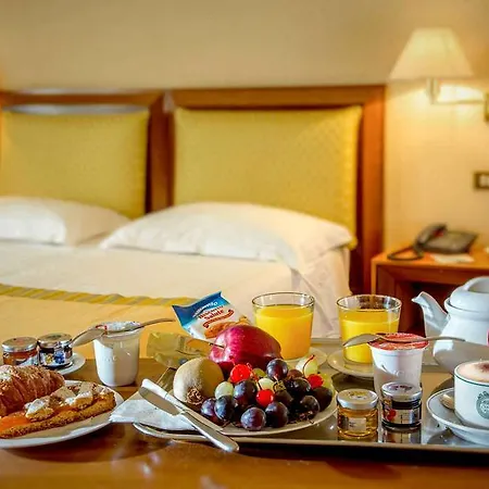 Hotell 9hotel Cesari