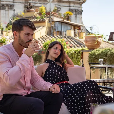 9hotel Cesari 4*