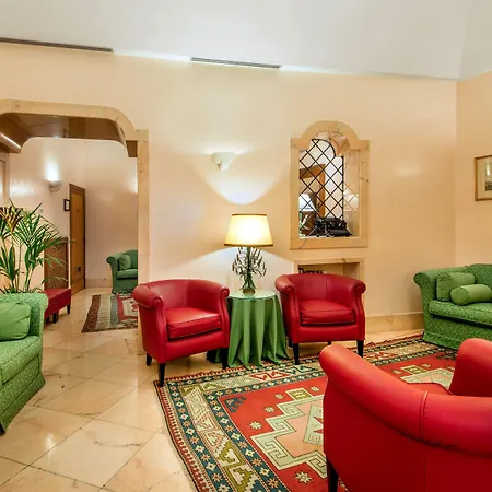 9hotel Cesari 4*