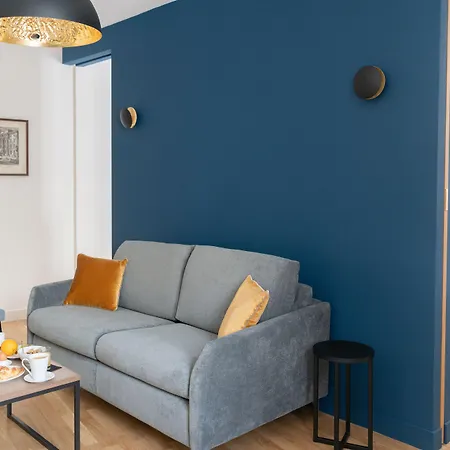 9hotel Cesari Hotell