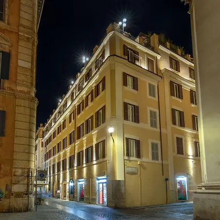 9hotel Cesari
