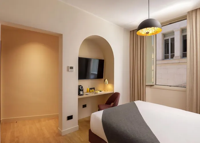 9hotel Cesari 4* רומא