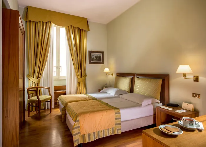 9hotel Cesari 4* רומא