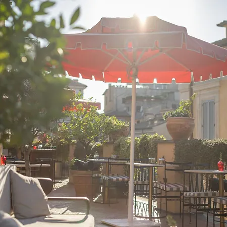 9hotel Cesari Hotel