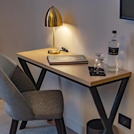 Hotel 9hotel Cesari 4*