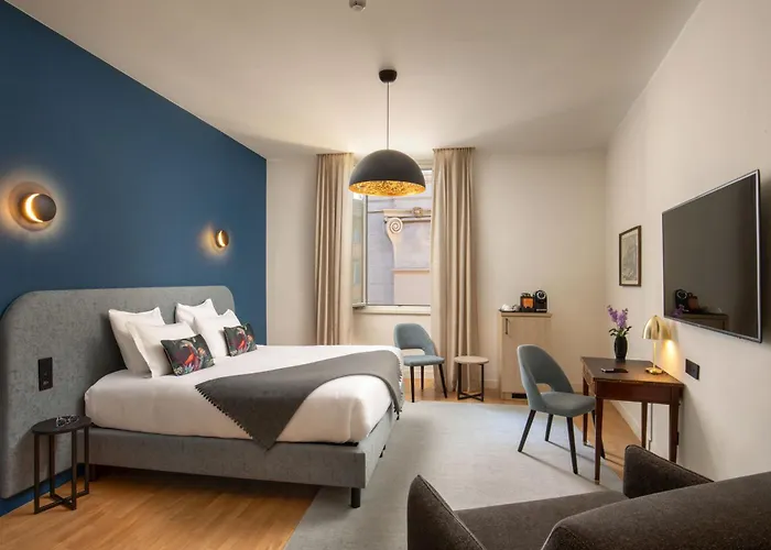 9hotel Cesari 4* Roma